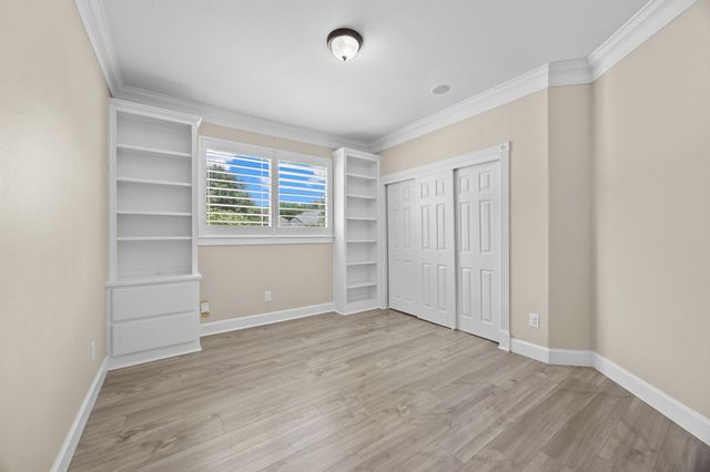 4801 Interlachen LN, Austin, TX 78747