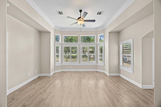 4801 Interlachen LN, Austin, TX 78747