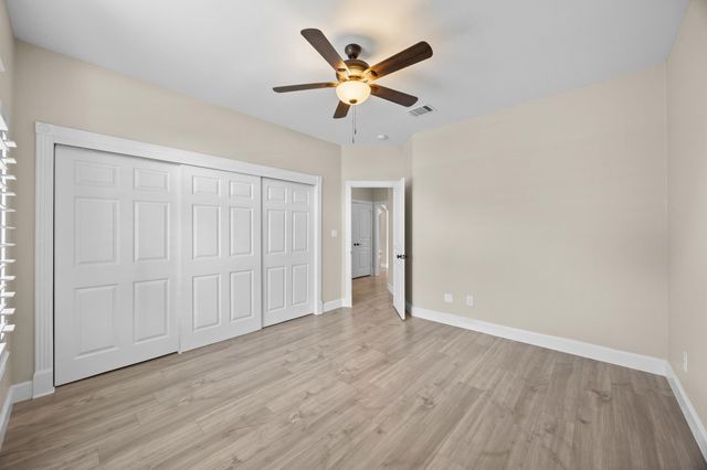 4801 Interlachen LN, Austin, TX 78747