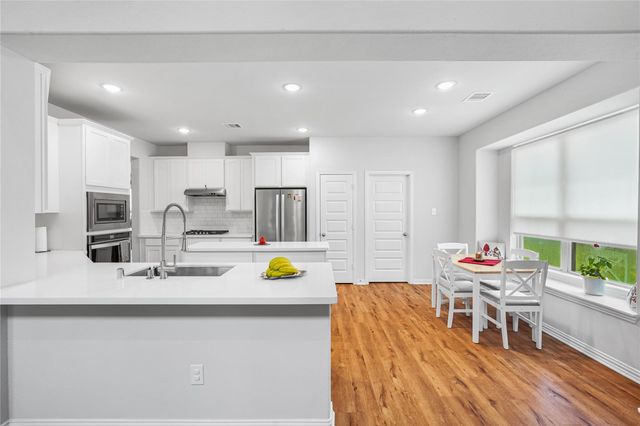 1317 Course View Drive, League City, TX 77573