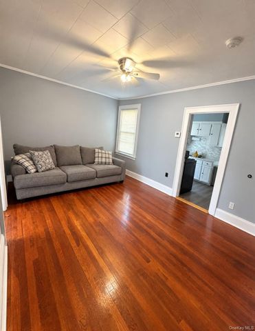 1013 Jericho Turnpike 2, New Hyde Park, NY 11040