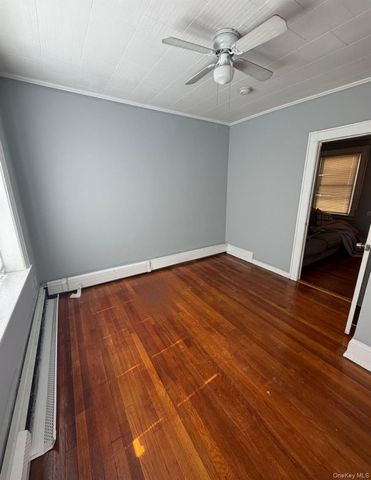 1013 Jericho Turnpike 2, New Hyde Park, NY 11040