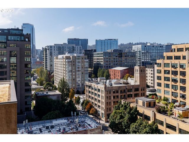 937 Nw GLISAN St 1235, Portland, OR 97209