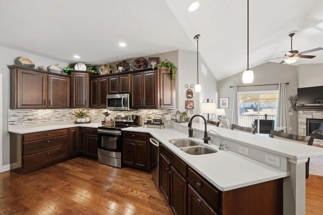 6763 Village Walk Lane, Deforest, WI 53532