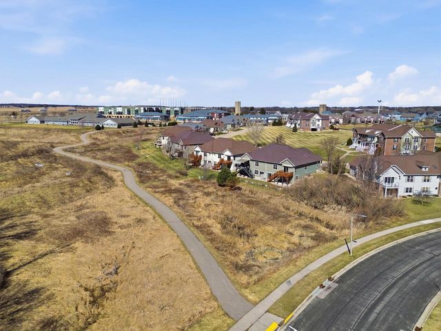 6763 Village Walk Lane, Deforest, WI 53532