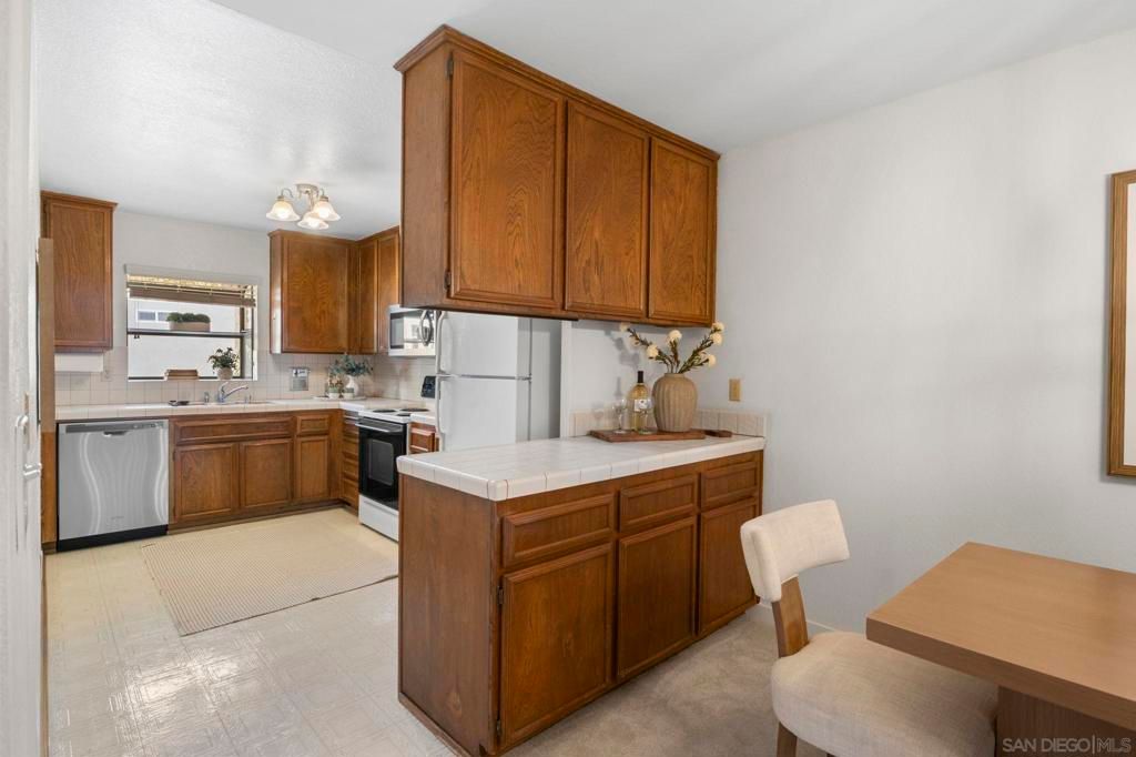 4051 Iowa 3, San Diego, CA 92104 — photo 4