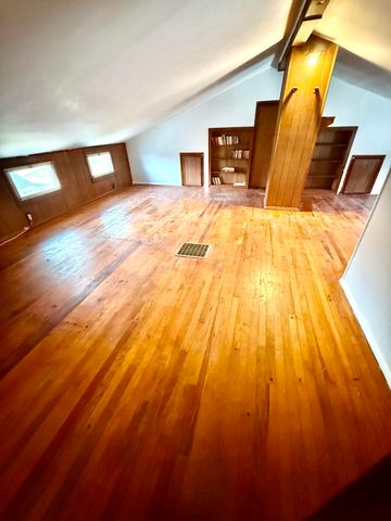 209 W Limestone Street, Somerset, KY 42501