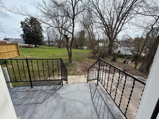 209 W Limestone Street, Somerset, KY 42501