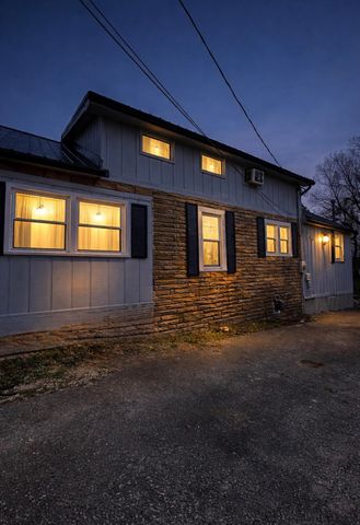 209 W Limestone Street, Somerset, KY 42501