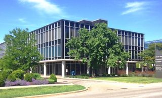 5940 W Touhy Avenue, Niles, IL 60714