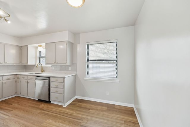 626 Winchester Drive, Richardson, TX 75080