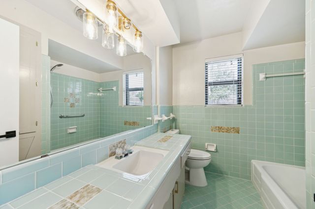 626 Winchester Drive, Richardson, TX 75080