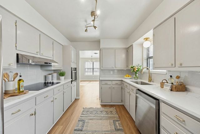 626 Winchester Drive, Richardson, TX 75080