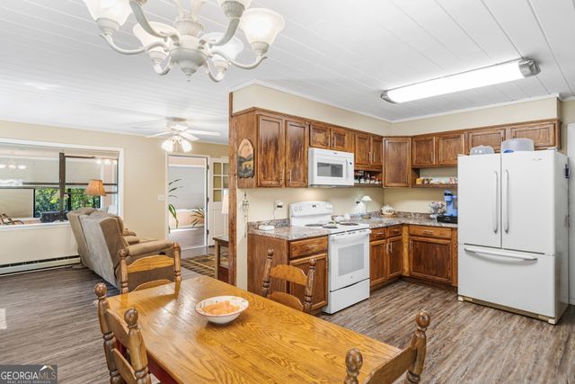 162 Hiawassee River Road, Brasstown, NC 28902
