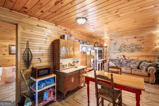 162 Hiawassee River Road, Brasstown, NC 28902