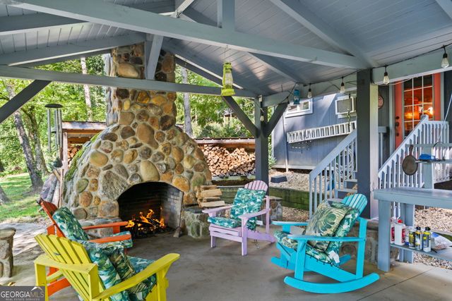 162 Hiawassee River Road, Brasstown, NC 28902