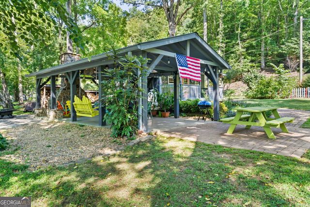 162 Hiawassee River Road, Brasstown, NC 28902