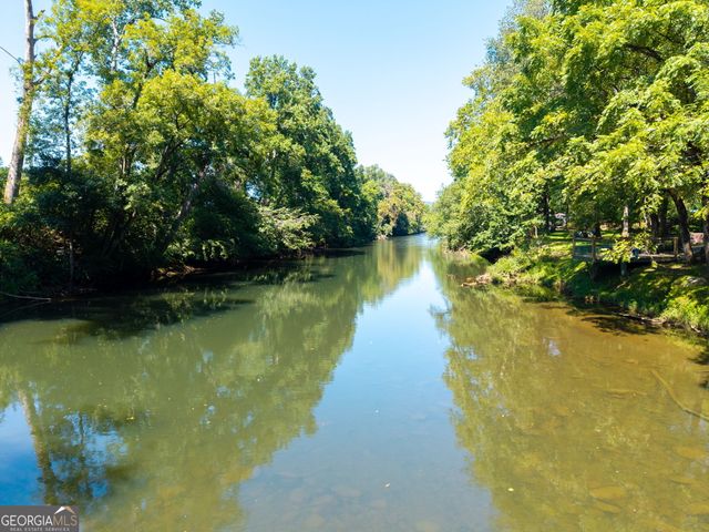 162 Hiawassee River Road, Brasstown, NC 28902