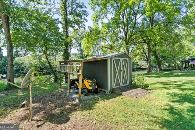 162 Hiawassee River Road, Brasstown, NC 28902