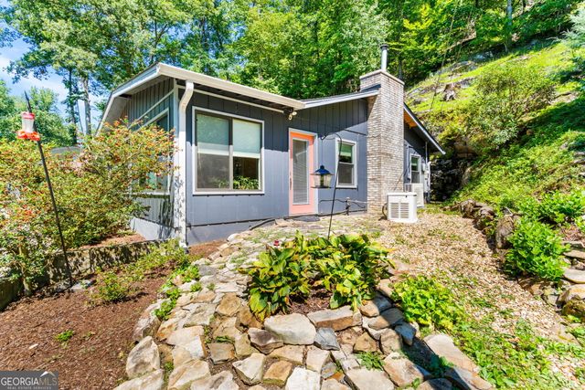 162 Hiawassee River Road, Brasstown, NC 28902