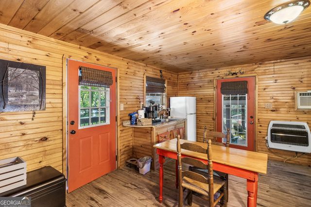 162 Hiawassee River Road, Brasstown, NC 28902