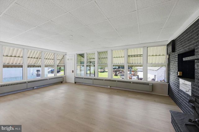 263 S BROADWAY, Pennsville, NJ 08070