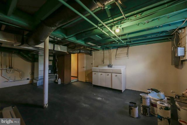 263 S BROADWAY, Pennsville, NJ 08070