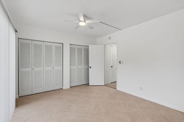 126 NORWICH F, West Palm Beach, FL 33417