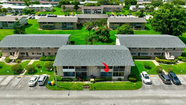 126 NORWICH F, West Palm Beach, FL 33417