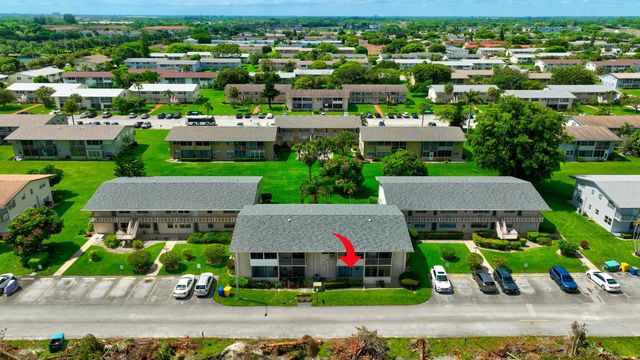 126 NORWICH F, West Palm Beach, FL 33417
