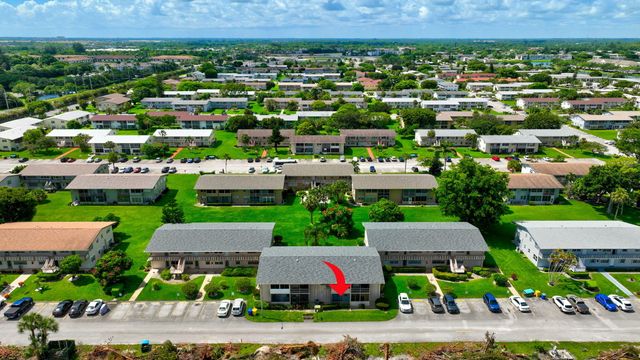 126 NORWICH F, West Palm Beach, FL 33417