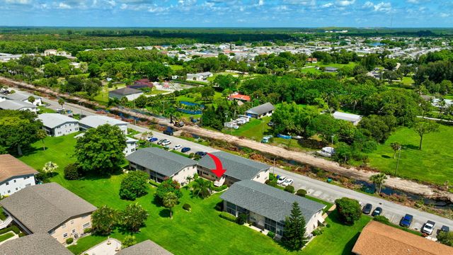 126 NORWICH F, West Palm Beach, FL 33417