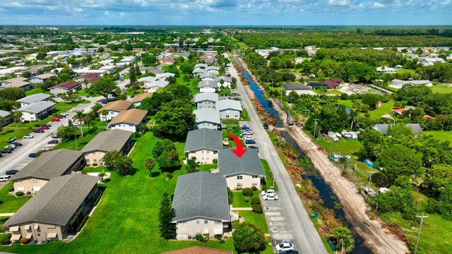 126 NORWICH F, West Palm Beach, FL 33417