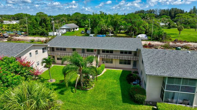 126 NORWICH F, West Palm Beach, FL 33417