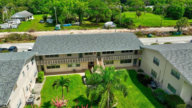 126 NORWICH F, West Palm Beach, FL 33417