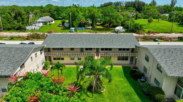 126 NORWICH F, West Palm Beach, FL 33417