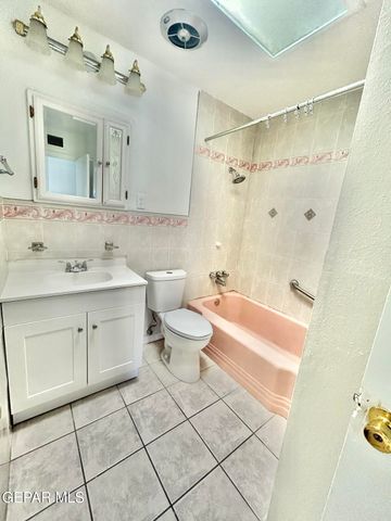 2900 POLK Avenue, El Paso, TX 79930