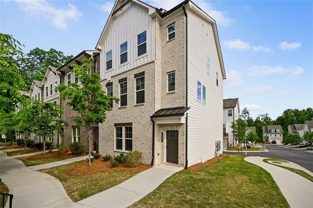 3381 Macaiva Alley, Decatur, GA 30032