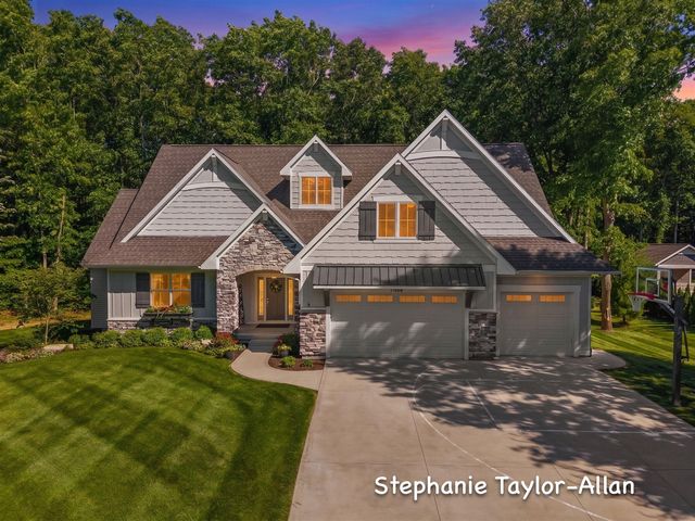 17056 Legacy Drive, West Olive, MI 49460