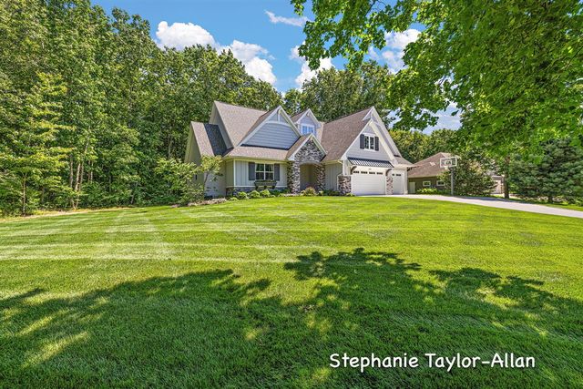 17056 Legacy Drive, West Olive, MI 49460