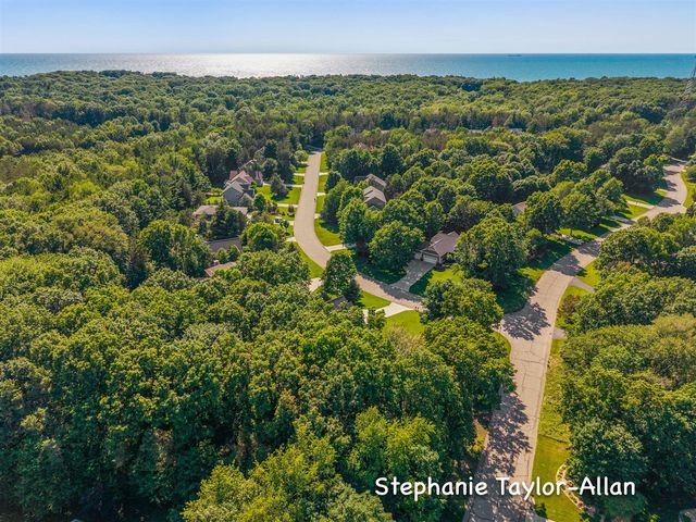 17056 Legacy Drive, West Olive, MI 49460