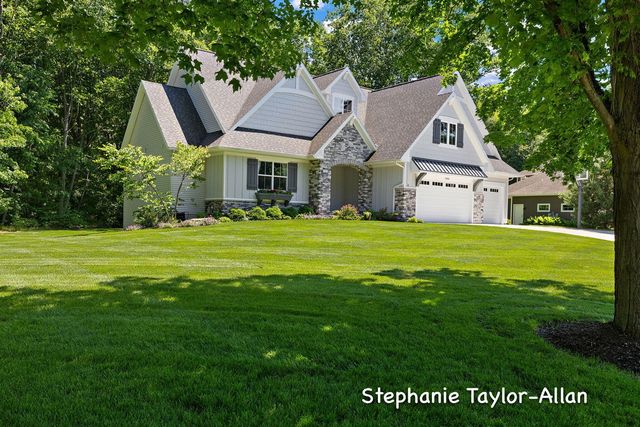 17056 Legacy Drive, West Olive, MI 49460