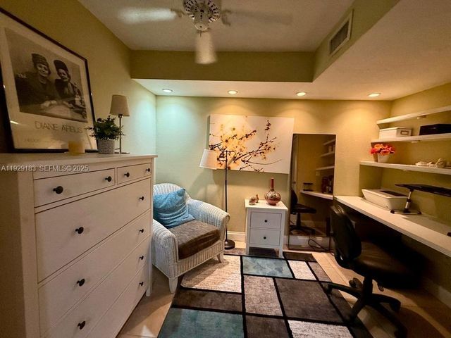 910 Michigan Ave 304, Miami Beach, FL 33139