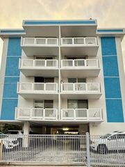 910 Michigan Ave 304, Miami Beach, FL 33139