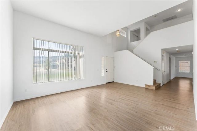 6717 Teasdale, Lancaster, CA 93536