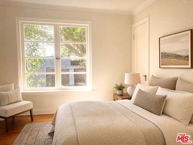 6143 Glen Holly Street, Los Angeles, CA 90068