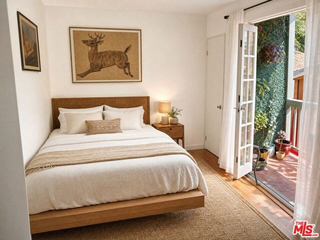 6143 Glen Holly Street, Los Angeles, CA 90068