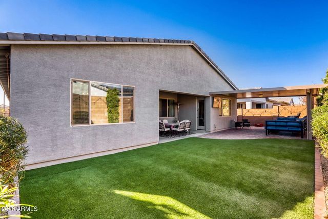 14132 W GRAY FOX Trail, Surprise, AZ 85387