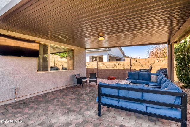 14132 W GRAY FOX Trail, Surprise, AZ 85387