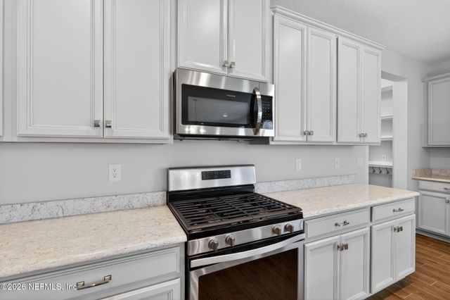 56 FOOTBRIDGE Road, St. Johns, FL 32259